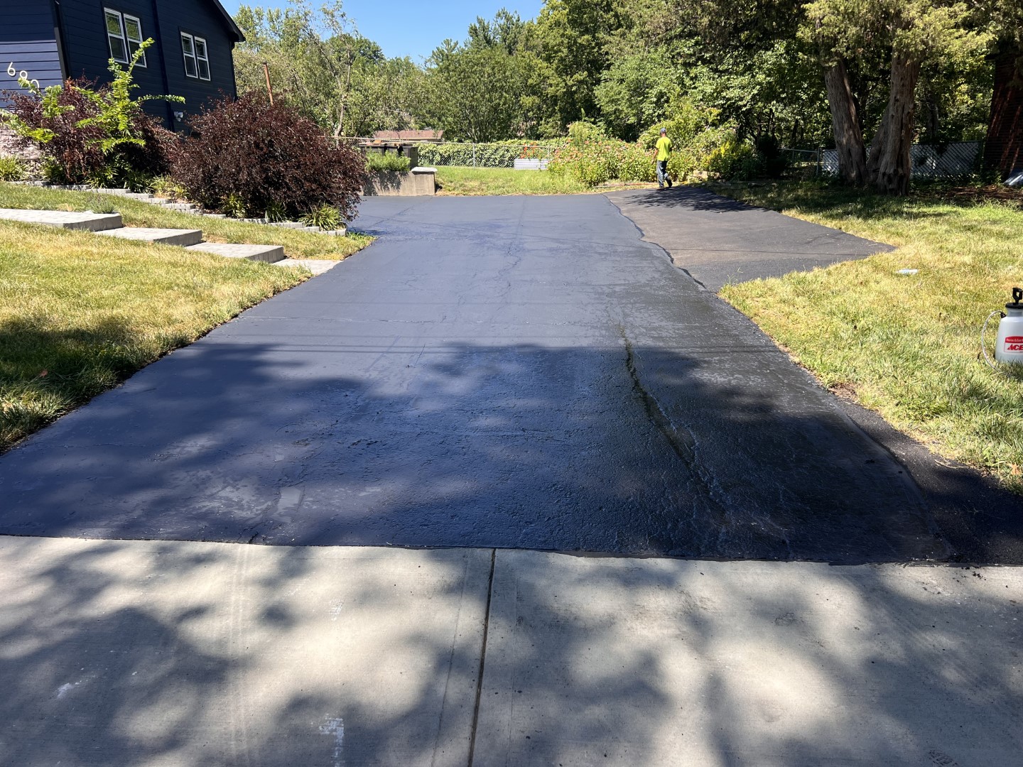 Parking Lot Sealcoating in Olathe, Kansas